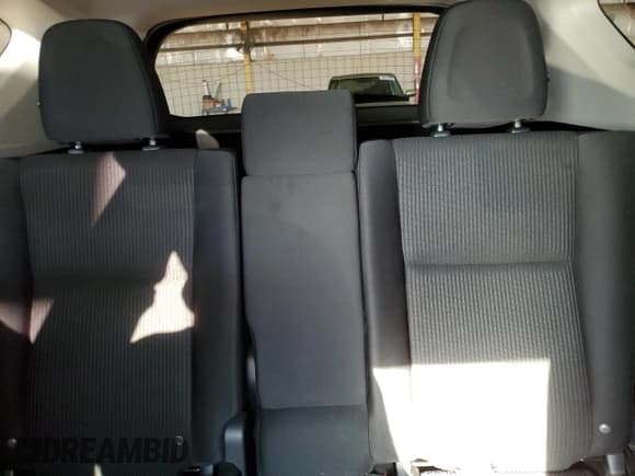 ✅ 2018 Toyota RAV4 LE • VIN: JTMZFREV5JJ750780 • Lot: 81830265. Wystawiony na Copart z przebiegiem 60 466 mil. Bezpłatny archiwum sprzedaży aukcyjnych z USA i szczegółowy raport historii pojazdu na DreamBid. Zdjęcie 10.