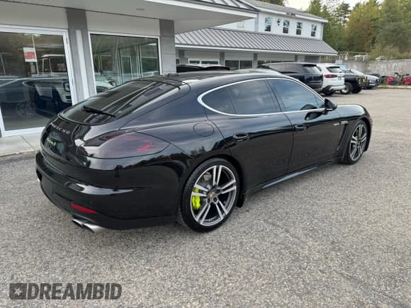 ✅ 2014 Porsche Panamera S E-Hybrid • VIN: WP0AD2A77EL044504 • Lot: 85140245. Wystawiony na Copart z przebiegiem 88 520 mil. Bezpłatny archiwum sprzedaży aukcyjnych z USA i szczegółowy raport historii pojazdu na DreamBid. Zdjęcie 4.