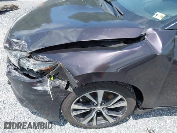 ✅ 2016 Nissan Maxima SL • VIN: 1N4AA6AP4GC387084 • Lot: 42758988. Wystawiony na IAAI z przebiegiem 94 515 mil. Bezpłatny archiwum sprzedaży aukcyjnych z USA i szczegółowy raport historii pojazdu na DreamBid. Zdjęcie 19.