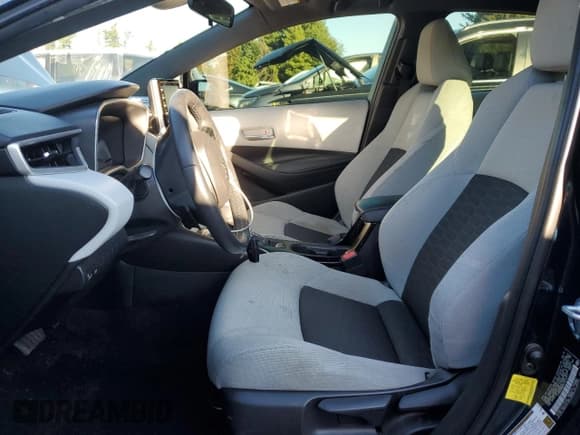 ✅ 2019 Toyota Corolla SE • VIN: JTNK4RBE2K3012917 • Lot: 71730645. Wystawiony na Copart z przebiegiem 117 938 mil. Bezpłatny archiwum sprzedaży aukcyjnych z USA i szczegółowy raport historii pojazdu na DreamBid. Zdjęcie 7.