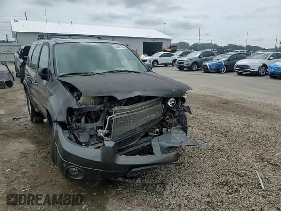 ✅ 2006 Ford Escape Hybrid • VIN: 1FMCU96H76KC87607 • Lot: 65461745. Listed on Copart with 218,086 mi. Free auction sales archive from the USA and detailed vehicle history report at DreamBid. Image 14.