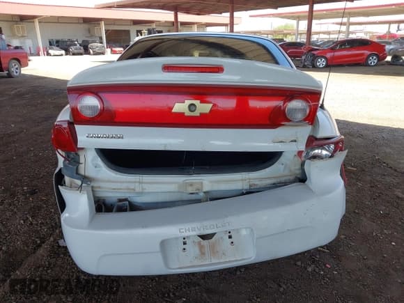 ✅ 2004 Chevrolet Cavalier • VIN: 1G1JC52F547121543 • Lot: 42625167. Listed on IAAI with 175,710 mi. Free auction sales archive from the USA and detailed vehicle history report at DreamBid. Image 16.