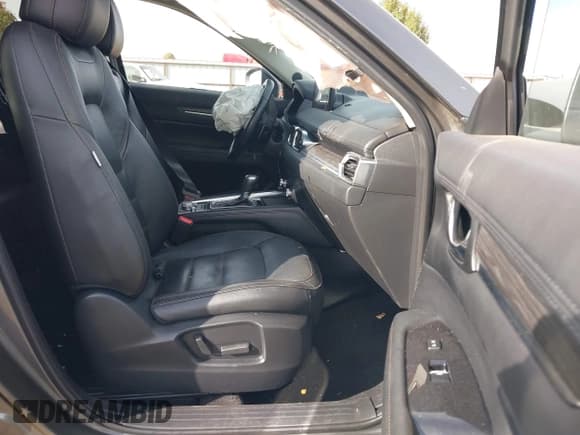 ✅ 2023 Mazda CX-5 S Premium Plus • VIN: JM3KFBEM3P0101761 • Lot: 43530639. Listed on IAAI with 58,386 mi. Free auction sales archive from the USA and detailed vehicle history report at DreamBid. Image 5.