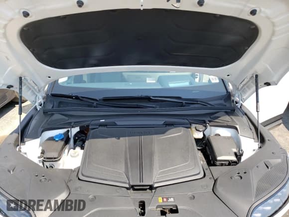 ✅ 2023 Genesis GV60 Performance • VIN: KMUKEDTB4PU008603 • Lot: 61552933. Wystawiony na Copart z przebiegiem 10 024 mil. Bezpłatny archiwum sprzedaży aukcyjnych z USA i szczegółowy raport historii pojazdu na DreamBid. Zdjęcie 12.