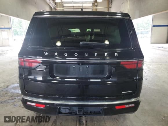 ✅ 2024 Jeep Wagoneer Series III • VIN: 1C4SJVDP0RS176221 • Lot: 80642705. Wystawiony na Copart z przebiegiem Nie podano. Bezpłatny archiwum sprzedaży aukcyjnych z USA i szczegółowy raport historii pojazdu na DreamBid. Zdjęcie 6.