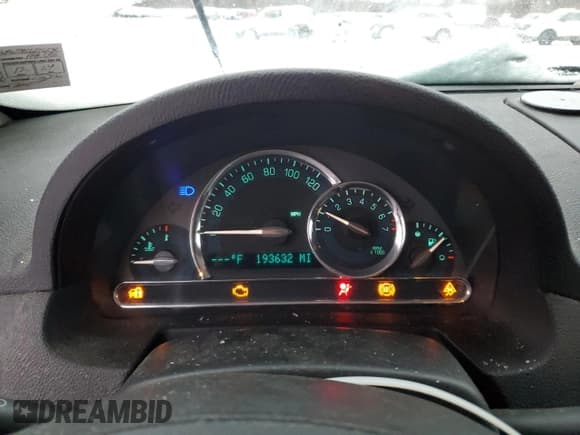 ✅ 2011 Chevrolet HHR LS • VIN: 3GNBAAFW7BS633654 • Lot: 41567365. Listed on Copart with 193,632 mi. Free auction sales archive from the USA and detailed vehicle history report at DreamBid. Image 9.