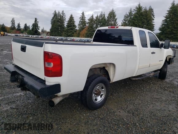 ✅ 2007 Chevrolet Silverado 2500HD 2LT • VIN: 1GCHK29647E582567 • Lot: 79145864. Listed on Copart with Not provided. Free auction sales archive from the USA and detailed vehicle history report at DreamBid. Image 3.