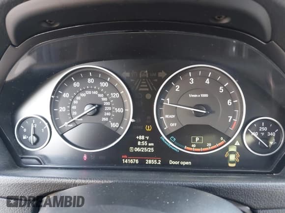 ✅ 2013 BMW 3 Series 328i xDrive • VIN: WBA3B5G57DNS05892 • Лот: 42560892. Опубликован ранее на IAAI с пробегом 141 676 миль. Бесплатный доступ к архиву аукционных продаж из США и подробный отчёт об истории автомобиля на DreamBid. Изображение 7.