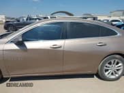 ✅ 2018 Chevrolet Malibu LT • VIN: 1G1ZD5ST4JF139989 • Lot: 43339259. Listed on IAAI with 144,292 mi. Free auction sales archive from the USA and detailed vehicle history report at DreamBid. Image 15.