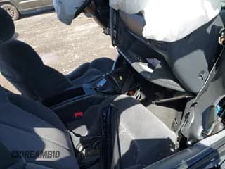 ✅ 2000 Chevrolet Blazer LT • VIN: 1GNDT13W8Y2280580 • Lot: 41901975. Wystawiony na IAAI z przebiegiem 236 736 mil. Bezpłatny archiwum sprzedaży aukcyjnych z USA i szczegółowy raport historii pojazdu na DreamBid. Zdjęcie 5.