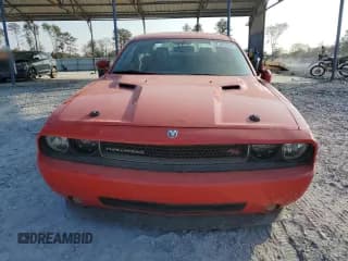 ✅ 2009 Dodge Challenger R/T • VIN: 2B3LJ54T39H500269 • Lot: 77183104. Wystawiony na Copart z przebiegiem 68 195 mil. Bezpłatny archiwum sprzedaży aukcyjnych z USA i szczegółowy raport historii pojazdu na DreamBid. Zdjęcie 5.