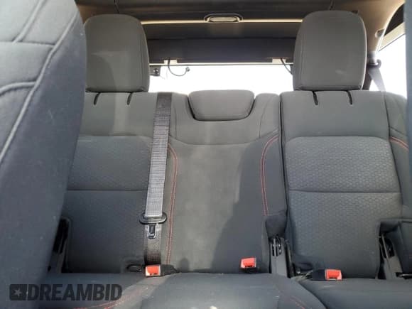 ✅ 2020 Jeep Wrangler Unlimited Rubicon • VIN: 1C4HJXFN2LW300085 • Lot: 58085445. Wystawiony na Copart z przebiegiem 29 545 mil. Bezpłatny archiwum sprzedaży aukcyjnych z USA i szczegółowy raport historii pojazdu na DreamBid. Zdjęcie 10.