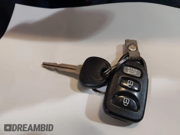 ✅ 2012 Hyundai Elantra Limited • VIN: KMHDH4AE0CU208013 • Lot: 42423916. Listed on IAAI with 205,324 mi. Free auction sales archive from the USA and detailed vehicle history report at DreamBid. Image 11.