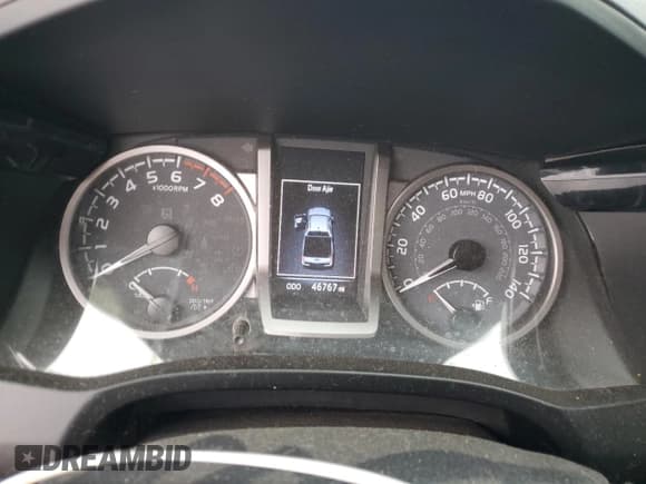 ✅ 2021 Toyota Tacoma SR • VIN: 3TMCZ5AN7MM392326 • Lot: 71583815. Wystawiony na Copart z przebiegiem 46 767 mil. Bezpłatny archiwum sprzedaży aukcyjnych z USA i szczegółowy raport historii pojazdu na DreamBid. Zdjęcie 9.