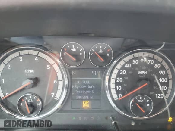 ✅ 2009 Dodge 1500 SLT • VIN: 1D3HB13T09S742898 • Лот: 44740565. Размещён на Copart с пробегом 240 354 миль миль. Получите бесплатный доступ к архиву аукционных продаж из США и посмотрите подробный отчёт об истории автомобиля на DreamBid. Изображение 9.