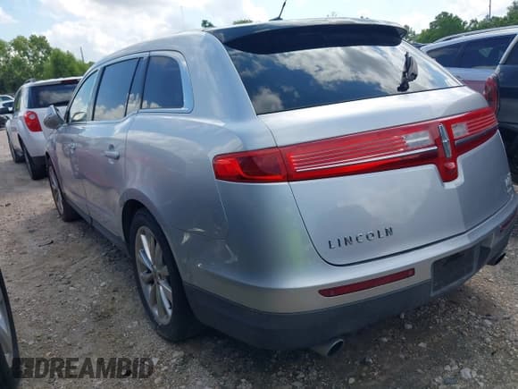 ✅ 2010 Lincoln MKT EcoBoost • VIN: 2LMHJ5AT9ABJ15072 • Лот: 42866398. Опубликован ранее на IAAI с пробегом 202 148 миль. Бесплатный доступ к архиву аукционных продаж из США и подробный отчёт об истории автомобиля на DreamBid. Изображение 3.