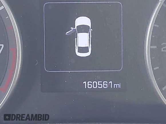 ✅ 2017 Hyundai Elantra SE • VIN: 5NPD84LF8HH032890 • Lot: 43373219. Listed on IAAI with 160,561 mi. Free auction sales archive from the USA and detailed vehicle history report at DreamBid. Image 15.