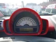 ✅ 2009 Smart fortwo Pure • VIN: WMEEJ31X89K209022 • Lot: 43402314. Wystawiony na IAAI z przebiegiem 102 275 mil. Bezpłatny archiwum sprzedaży aukcyjnych z USA i szczegółowy raport historii pojazdu na DreamBid. Zdjęcie 7.