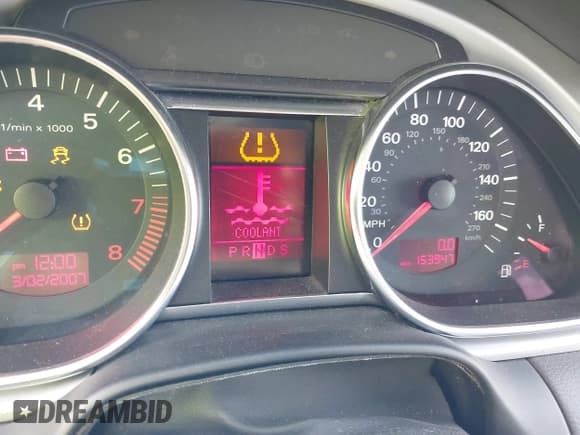 ✅ 2008 Audi Q7 Premium • VIN: WA1BY74L38D002774 • Lot: 36602685. Wystawiony na IAAI z przebiegiem 153 947 mil. Bezpłatny archiwum sprzedaży aukcyjnych z USA i szczegółowy raport historii pojazdu na DreamBid. Zdjęcie 7.