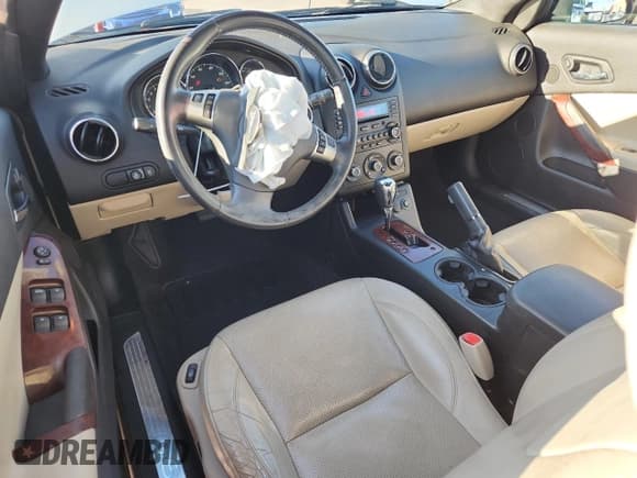 ✅ 2009 Pontiac G6 GT 1SA • VIN: 1G2ZH36N494108944 • Lot: 92439665. Listed on Copart with 101,429 mi. Free auction sales archive from the USA and detailed vehicle history report at DreamBid. Image 8.