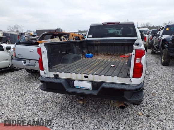 ✅ 2021 Chevrolet Silverado 2500HD Work Truck • VIN: 1GC1YLE70MF245209 • Лот: 43671791. Опубликован ранее на IAAI с пробегом 170 259 миль. Бесплатный доступ к архиву аукционных продаж из США и подробный отчёт об истории автомобиля на DreamBid. Изображение 16.