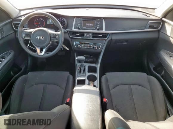 ✅ 2017 Kia Optima LX • VIN: 5XXGT4L31HG152320 • Lot: 91939425. Wystawiony na Copart z przebiegiem 149 683 mil. Bezpłatny archiwum sprzedaży aukcyjnych z USA i szczegółowy raport historii pojazdu na DreamBid. Zdjęcie 8.