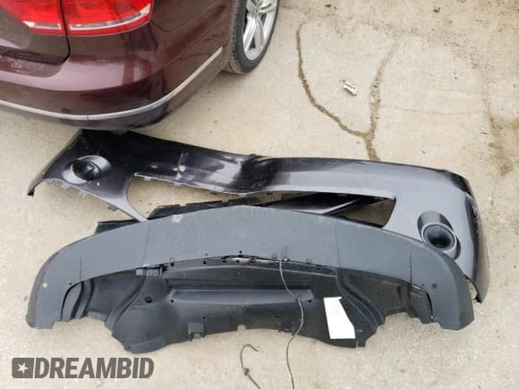 ✅ 2019 Dodge Challenger SXT • VIN: 2C3CDZAG6KH694391 • Lot: 70767673. Wystawiony na Copart z przebiegiem 76 700 mil. Bezpłatny archiwum sprzedaży aukcyjnych z USA i szczegółowy raport historii pojazdu na DreamBid. Zdjęcie 12.