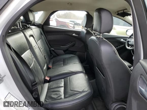 ✅ 2016 Ford Focus SE • VIN: 1FADP3K22GL311814 • Lot: 47814265. Wystawiony na Copart z przebiegiem 132 917 mil. Bezpłatny archiwum sprzedaży aukcyjnych z USA i szczegółowy raport historii pojazdu na DreamBid. Zdjęcie 10.