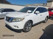 ✅ 2014 Nissan Pathfinder S • VIN: 5N1AR2MN6EC686543 • Lot: 43653641. Wystawiony na IAAI z przebiegiem 183 987 mil. Bezpłatny archiwum sprzedaży aukcyjnych z USA i szczegółowy raport historii pojazdu na DreamBid. Zdjęcie 2.