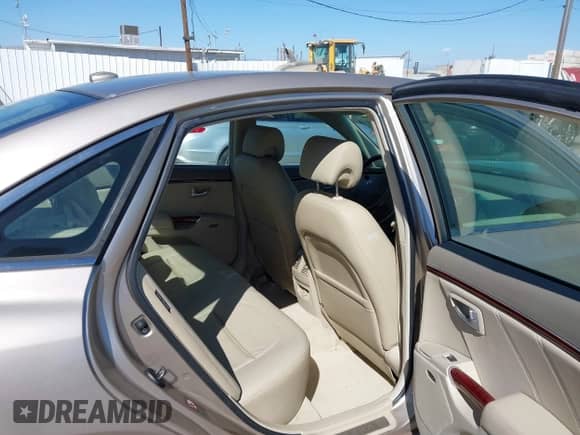 2007 Hyundai Azera SE with VIN KMHFC46F07A183646, listed as a IAAI auction lot 41705832 with 67,230 mi miles and . Bid and sale history available at DreamBid. Image 8.