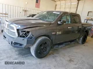 2015 Ram 1500 Big Horn с VIN 1C6RR7LT2FS718150, выставлен на аукционе Copart как лот 71090065 с пробегом 160 236 миль миль и Списание • Salvage title. История ставок и продаж доступна на DreamBid. Изображение 1.