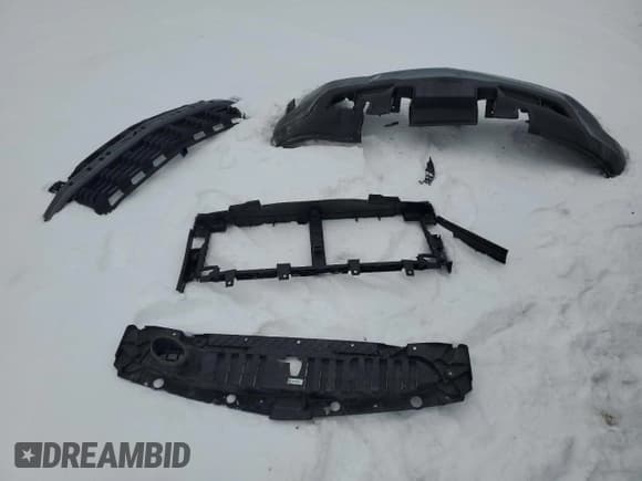 ✅ 2019 Chevrolet Silverado 1500 Custom • VIN: 1GCRYBEFXKZ417133 • Lot: 44163345. Listed on Copart with 79,783 mi. Free auction sales archive from the USA and detailed vehicle history report at DreamBid. Image 13.