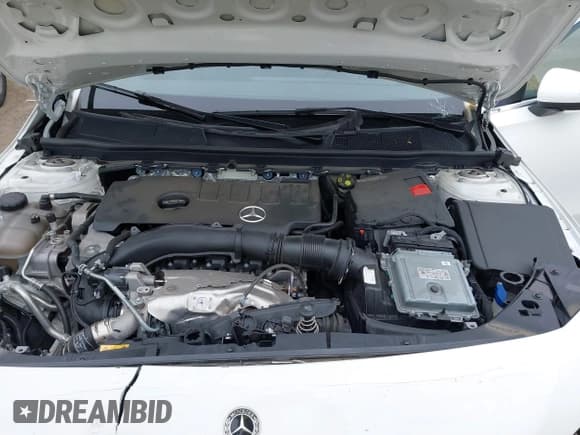 ✅ 2021 Mercedes-Benz A 220 • VIN: W1K3G4FB8MJ315188 • Lot: 42794171. Wystawiony na IAAI z przebiegiem 39 892 mil. Bezpłatny archiwum sprzedaży aukcyjnych z USA i szczegółowy raport historii pojazdu na DreamBid. Zdjęcie 10.