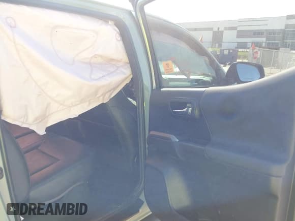 ✅ 2023 Toyota Tacoma TRD Off Road • VIN: 3TMDZ5BN6PM151736 • Lot: 43328465. Wystawiony na IAAI z przebiegiem Nie podano. Bezpłatny archiwum sprzedaży aukcyjnych z USA i szczegółowy raport historii pojazdu na DreamBid. Zdjęcie 8.