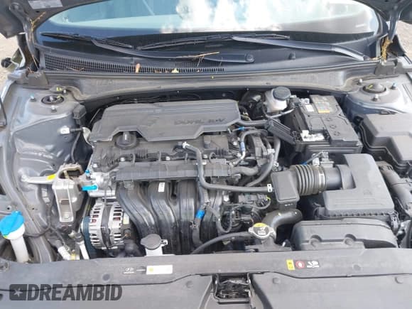 ✅ 2025 Hyundai Elantra SE • VIN: KMHLL4DG0SU894415 • Lot: 43205822. Listed on IAAI with 12,011 mi. Free auction sales archive from the USA and detailed vehicle history report at DreamBid. Image 10.