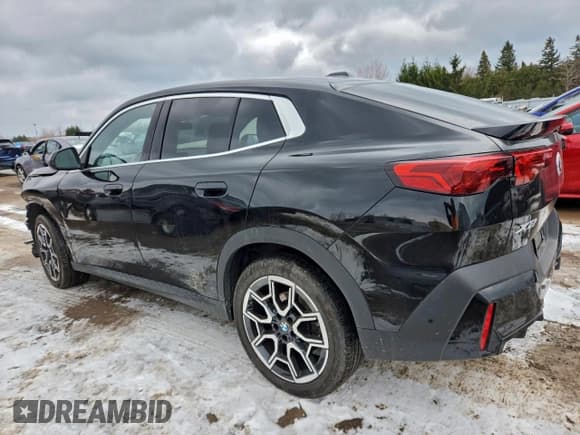 ✅ 2025 BMW X2 xDrive28i • VIN: WBX63GM04S5178247 • Lot: 95180525. Listed on Copart with 24,527 mi. Free auction sales archive from the USA and detailed vehicle history report at DreamBid. Image 2.