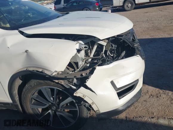 ✅ 2017 Nissan Rogue SV • VIN: JN8AT2MT2HW148045 • Lot: 43544582. Listed on IAAI with 115,334 mi. Free auction sales archive from the USA and detailed vehicle history report at DreamBid. Image 17.