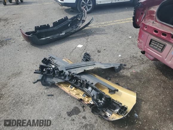 ✅ 2019 Dodge Challenger SXT • VIN: 2C3CDZAG3KH521797 • Лот: 62637465. Опубликован ранее на Copart с пробегом 65 359 миль. Бесплатный доступ к архиву аукционных продаж из США и подробный отчёт об истории автомобиля на DreamBid. Изображение 12.