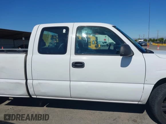 ✅ 2004 GMC Sierra 1500 • VIN: 1GTEC19T44E127956 • Лот: 42690309. Опубликован ранее на IAAI с пробегом 368 452 миль. Бесплатный доступ к архиву аукционных продаж из США и подробный отчёт об истории автомобиля на DreamBid. Изображение 13.