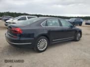 ✅ 2017 Volkswagen Passat SE • VIN: 1VWBT7A36HC038132 • Lot: 85553115. Wystawiony na Copart z przebiegiem 76 454 mil. Bezpłatny archiwum sprzedaży aukcyjnych z USA i szczegółowy raport historii pojazdu na DreamBid. Zdjęcie 3.