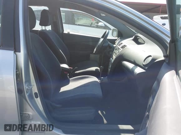 ✅ 2007 Toyota Yaris • VIN: JTDBT923871171854 • Lot: 43325245. Listed on IAAI with 208,779 mi. Free auction sales archive from the USA and detailed vehicle history report at DreamBid. Image 5.