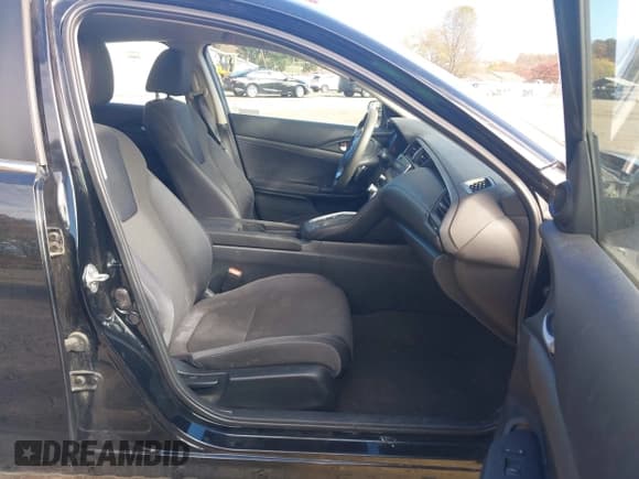 ✅ 2021 Honda Insight EX • VIN: 19XZE4F52ME001991 • Lot: 43609101. Wystawiony na IAAI z przebiegiem 184 744 mil. Bezpłatny archiwum sprzedaży aukcyjnych z USA i szczegółowy raport historii pojazdu na DreamBid. Zdjęcie 5.