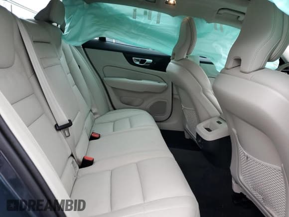 ✅ 2019 Volvo V60 • VIN: YV1A22SK8K1339668 • Lot: 45408444. Listed on Copart with 37,928 mi. Free auction sales archive from the USA and detailed vehicle history report at DreamBid. Image 10.