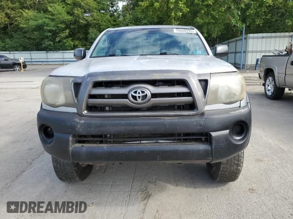 ✅ 2008 Toyota Tacoma • VIN: 5TEPX42N98Z557799 • Lot: 70008295. Wystawiony na Copart z przebiegiem 164 713 mil. Bezpłatny archiwum sprzedaży aukcyjnych z USA i szczegółowy raport historii pojazdu na DreamBid. Zdjęcie 5.