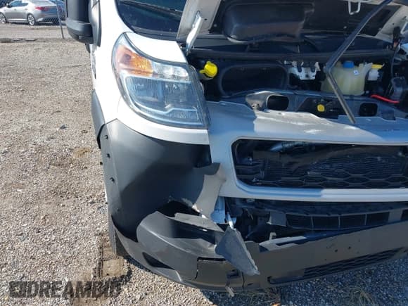 ✅ 2022 Ram ProMaster Cargo • VIN: 3C6MRVJG0NE137266 • Lot: 43007768. Wystawiony na IAAI z przebiegiem 111 178 mil. Bezpłatny archiwum sprzedaży aukcyjnych z USA i szczegółowy raport historii pojazdu na DreamBid. Zdjęcie 6.