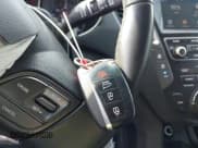 ✅ 2017 Hyundai Santa Fe SE • VIN: KM8SN4HF0HU170174 • Лот: 43529958. Опубликован ранее на IAAI с пробегом 131 662 миль. Бесплатный доступ к архиву аукционных продаж из США и подробный отчёт об истории автомобиля на DreamBid. Изображение 11.