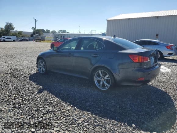 ✅ 2009 Lexus IS 250 • VIN: JTHBK262795092603 • Lot: 86796255. Listed on Copart with 205,122 mi. Free auction sales archive from the USA and detailed vehicle history report at DreamBid. Image 2.