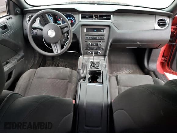 ✅ 2010 Ford Mustang GT • VIN: 1ZVBP8CH0A5162409 • Lot: 69680435. Listed on Copart with 191,280 mi. Free auction sales archive from the USA and detailed vehicle history report at DreamBid. Image 8.