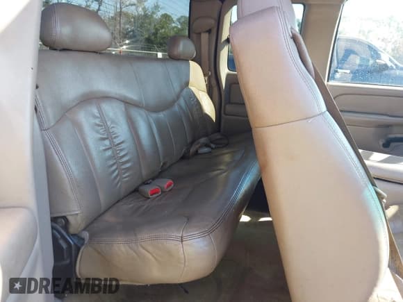 ✅ 2001 Chevrolet Silverado 1500 LS • VIN: 2GCEK19T811345222 • Лот: 43707105. Опубликован ранее на IAAI с пробегом 243 397 миль. Бесплатный доступ к архиву аукционных продаж из США и подробный отчёт об истории автомобиля на DreamBid. Изображение 8.