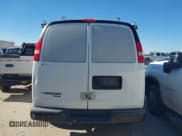 ✅ 2014 Chevrolet Express Cargo • VIN: 1GCWGFCA9E1140577 • Lot: 43772654. Wystawiony na IAAI z przebiegiem 260 902 mil. Bezpłatny archiwum sprzedaży aukcyjnych z USA i szczegółowy raport historii pojazdu na DreamBid. Zdjęcie 16.